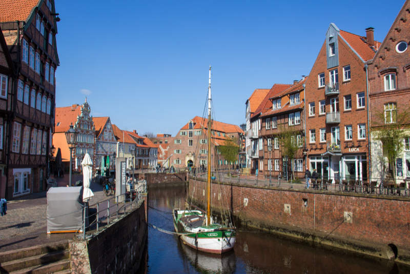 Die Urlaubsregion Altes Land bei Hamburg: Ein Paradies für Naturliebhaber und Kulturinteressierte